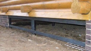 Заказать цоколь на винтовых сваях в Гатчине. Бетонные сваи - установка под ключ от 2360 руб
